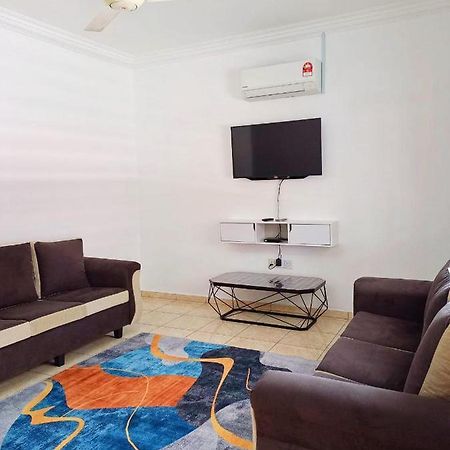 MZ homestay Shah Alam Luaran gambar