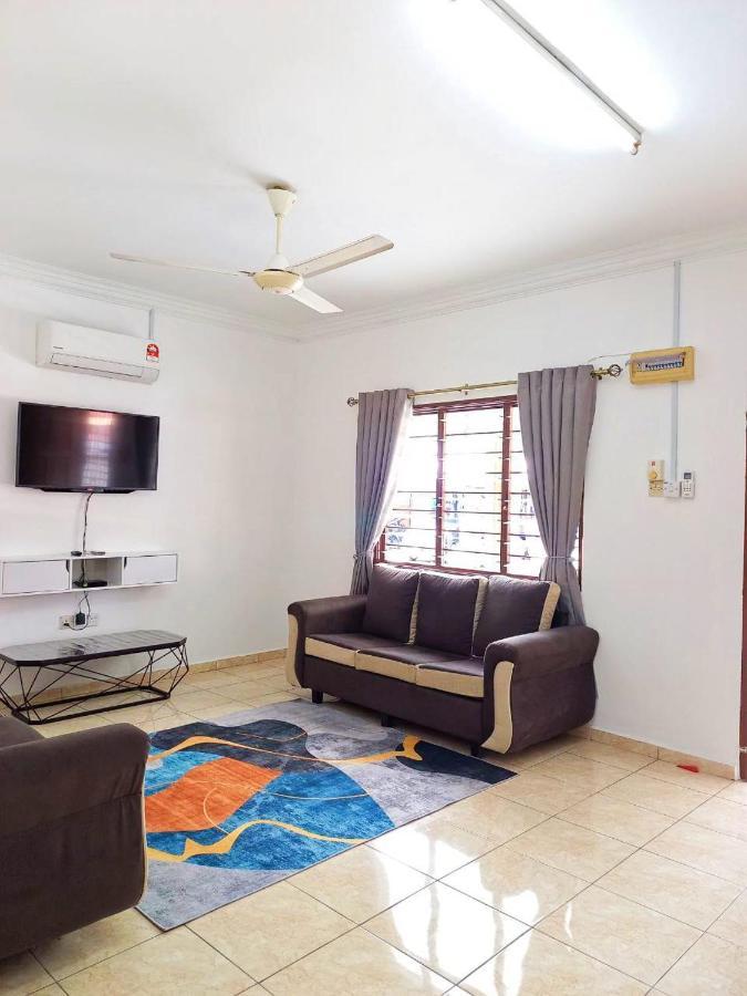 MZ homestay Shah Alam Luaran gambar