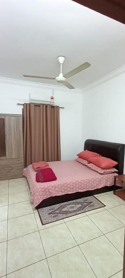 MZ homestay Shah Alam Luaran gambar